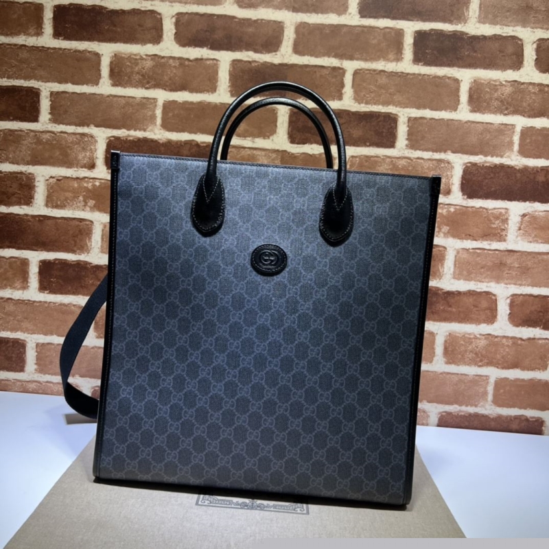 G*u*i shopping bags
